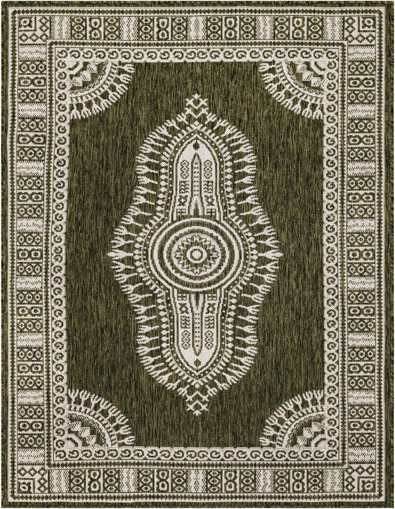 4' x 6' Easy-Clean Traditional Indoor / Outdoor Rug