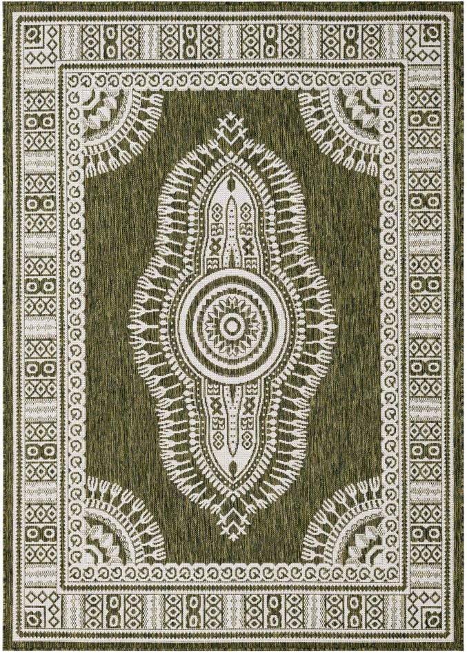 Detail image of 5' 3 x 7' Easy-Clean Traditional Indoor / Outdoor Rug