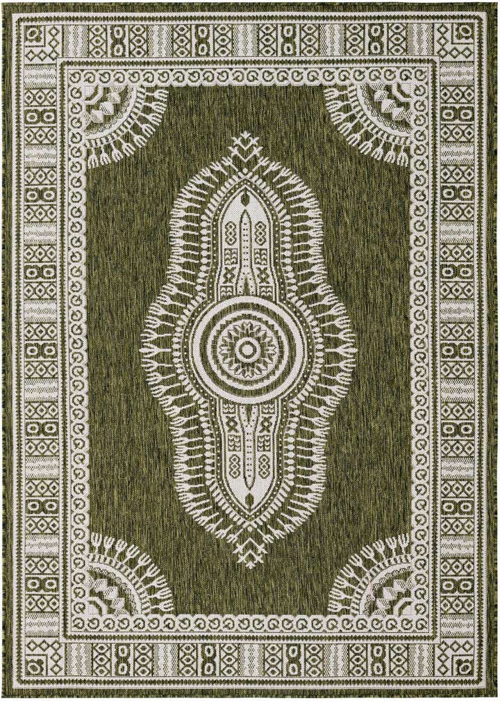 5' 3 x 8' Easy-Clean Traditional Indoor / Outdoor Rug