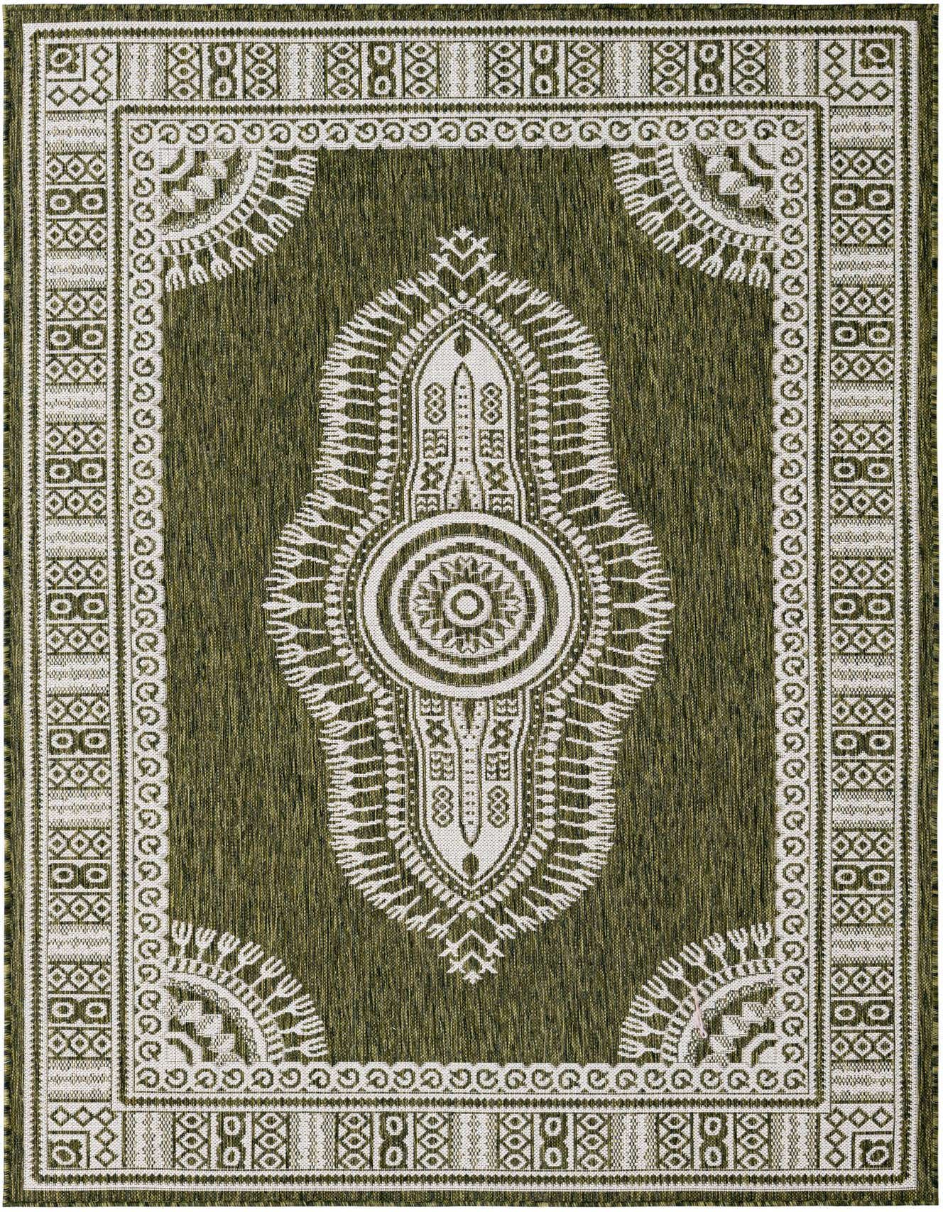 5' 3 x 8' Easy-Clean Traditional Indoor / Outdoor Rug