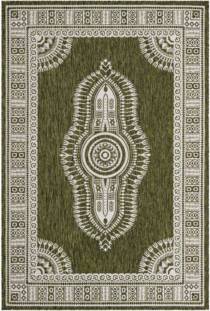 6' x 9' Easy-Clean Traditional Indoor / Outdoor Rug