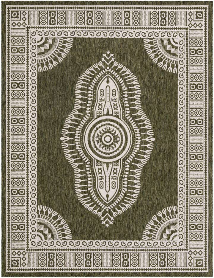 7' 10 x 10' Easy-Clean Traditional Indoor / Outdoor Rug