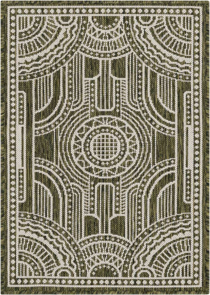 2' x 3' Easy-Clean Traditional Indoor / Outdoor Rug