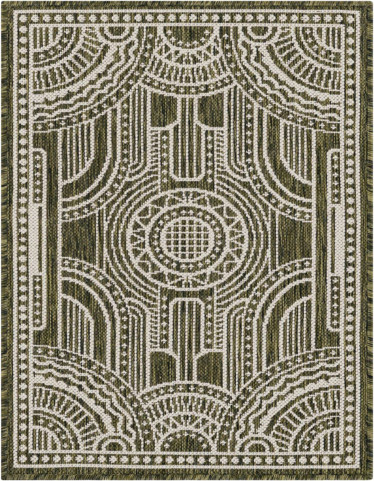 2' x 3' Easy-Clean Traditional Indoor / Outdoor Rug