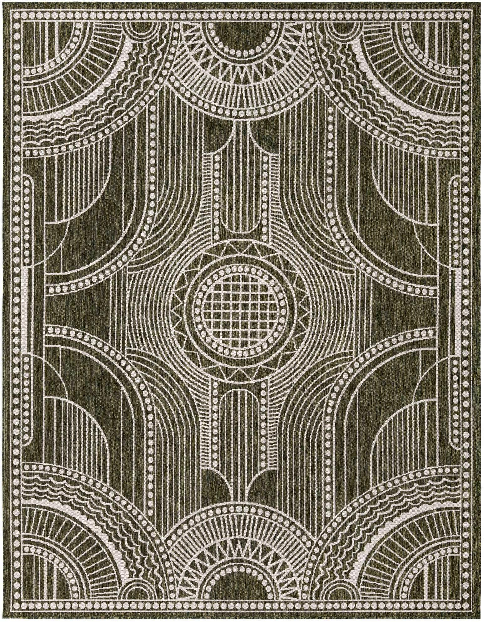 7' 10 x 10' Easy-Clean Traditional Indoor / Outdoor Rug