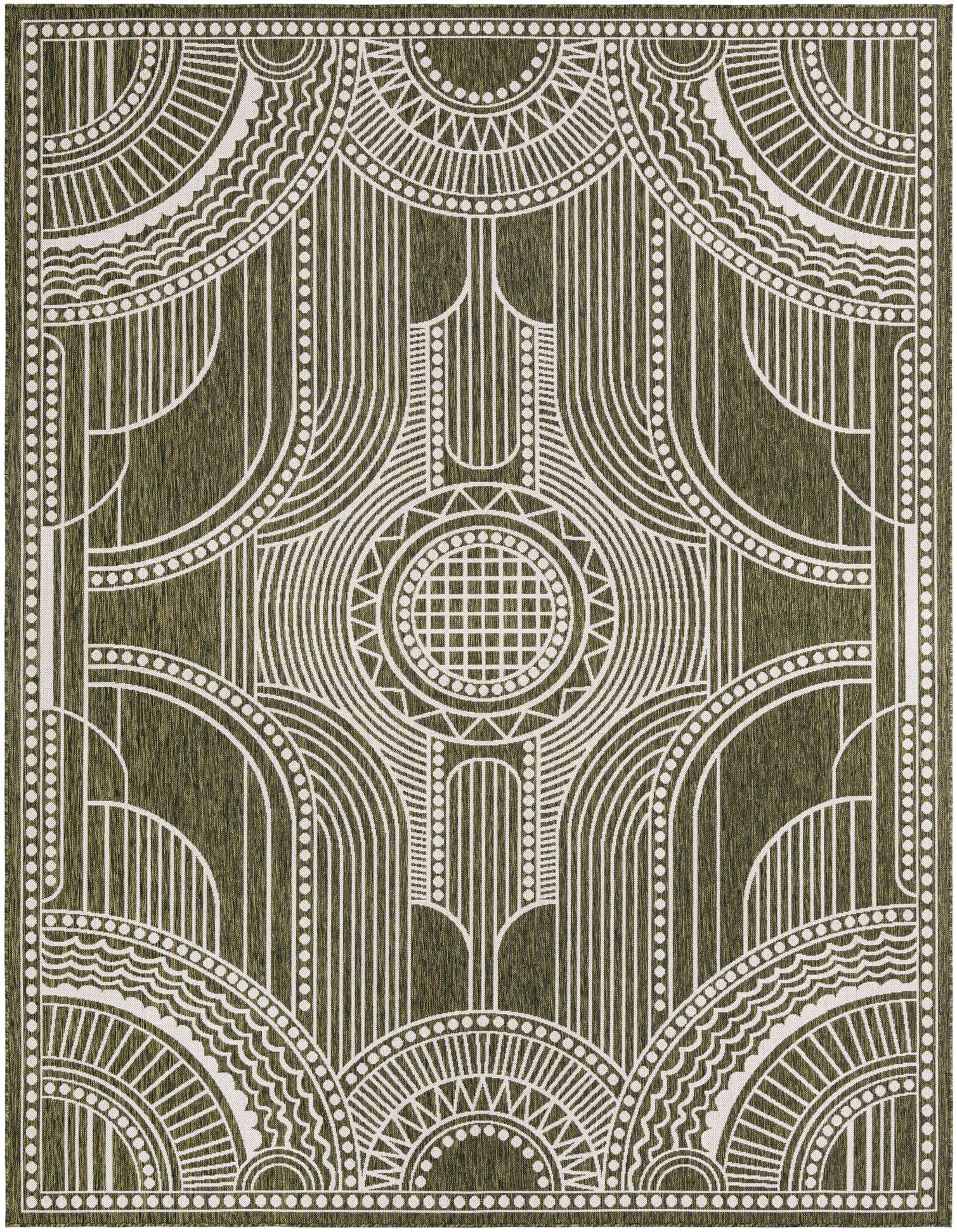 9' x 12' Easy-Clean Traditional Indoor / Outdoor Rug