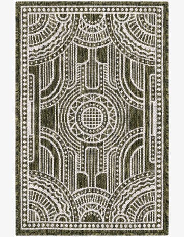 Green Easy-Clean Traditional Indoor / Outdoor Rug