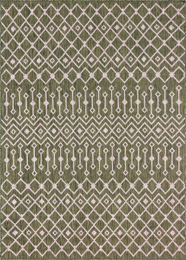7' 10 x 11' Easy-Clean Trellis Indoor / Outdoor Rug