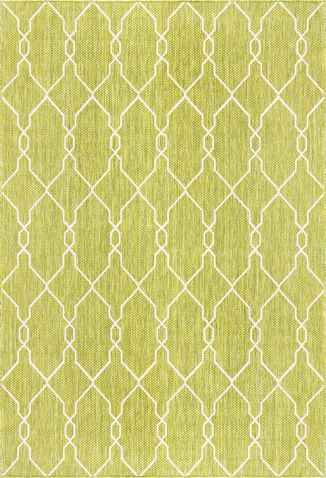 Detail image of 6' x 9' Easy-Clean Trellis Indoor / Outdoor Rug