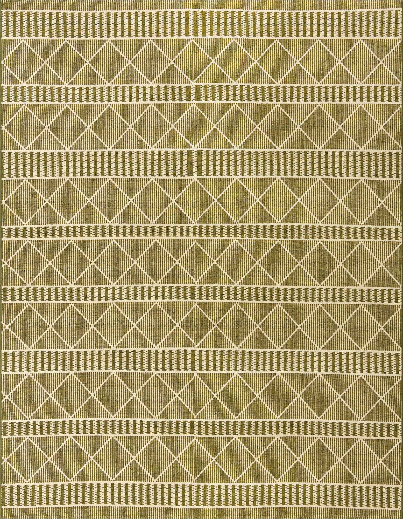 10' x 12' Easy-Clean Trellis Indoor / Outdoor Rug