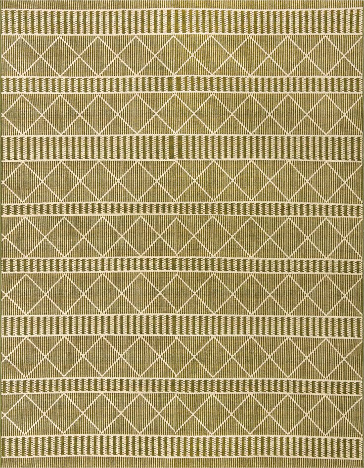 Detail image of 10' x 12' Easy-Clean Trellis Indoor / Outdoor Rug