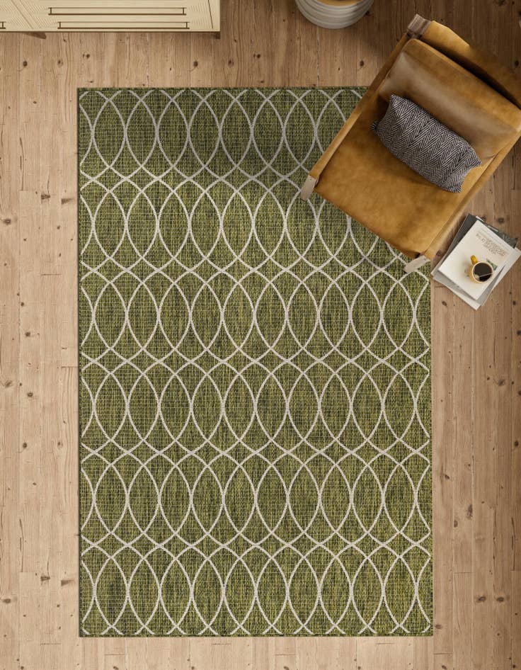 Detail image of 10' x 14'  Washable Trellis Indoor / Outdoor Rug