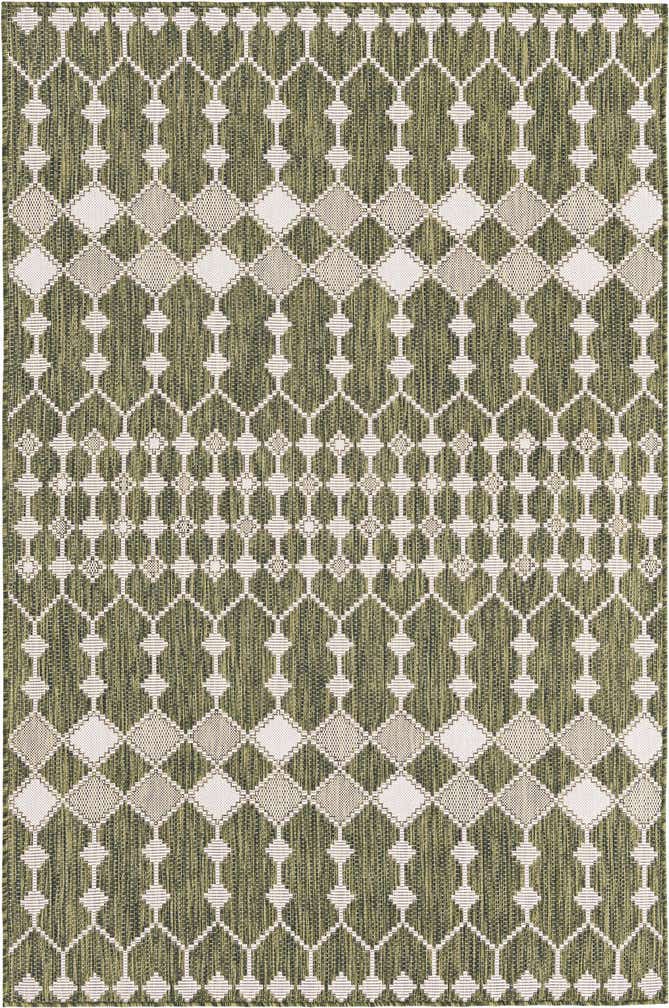 5' 3 x 8' Easy-Clean Trellis Indoor / Outdoor Rug