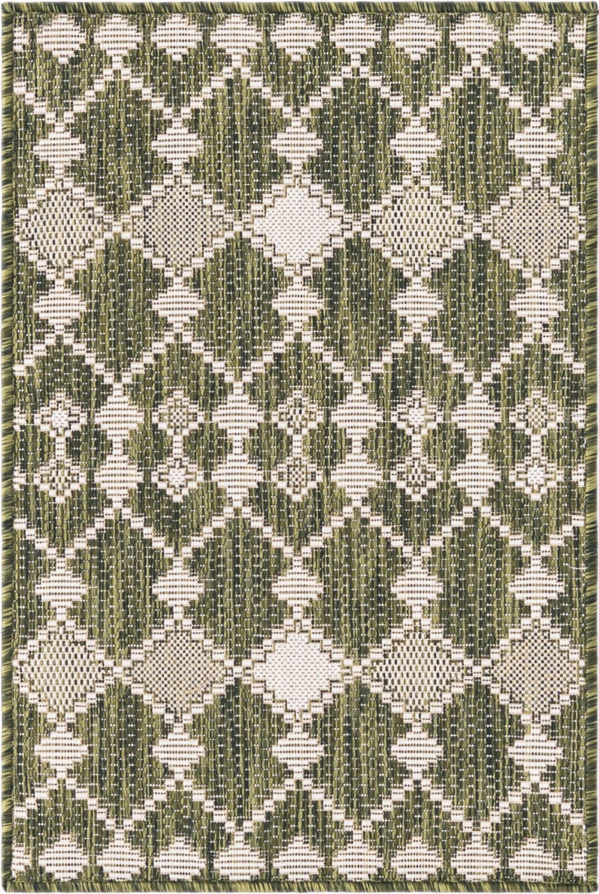 2' x 3'  Washable Trellis Indoor / Outdoor Rug