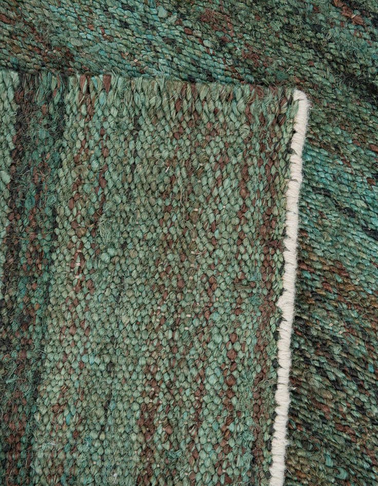 Detail image of 2' 2 x 3' Hand Woven Palm Beach Jute Rug