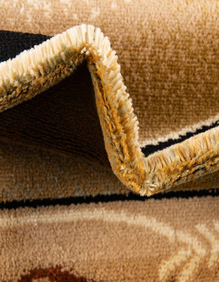 Detail image of 5' 3 x 8' Pioneer Rug