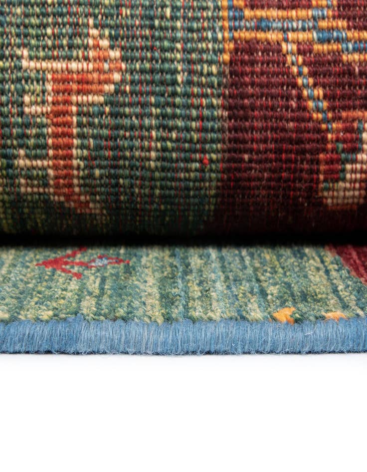 Detail image of 5' 6 x 8' Rubin Wool Rug