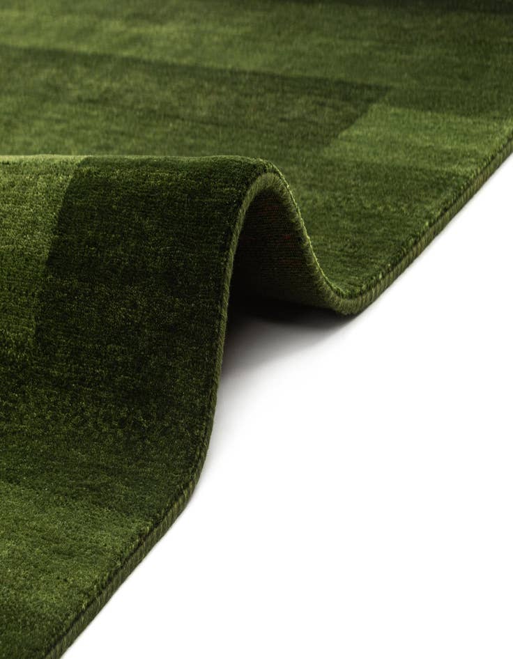 Detail image of 4' 11 x 6' 4 Sonaghuly Rug