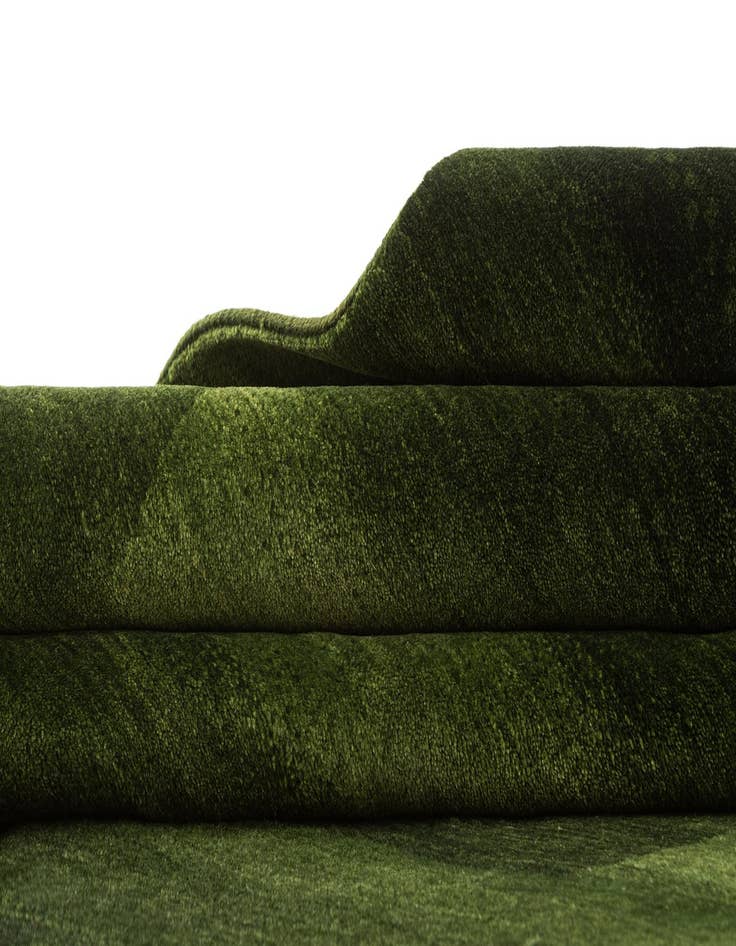 Detail image of 4' 11 x 6' 4 Sonaghuly Rug