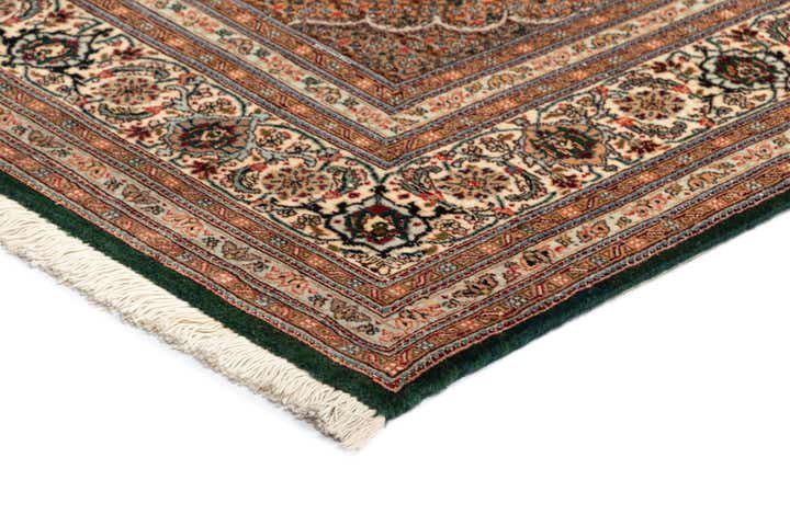 5' 6 x 7' 10 Tabriz Mahi Rug