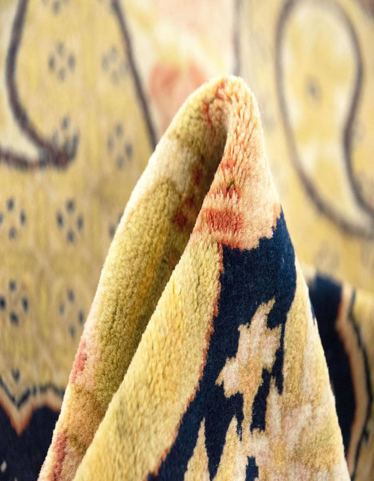 Detail image of 2' 9 x 4' 6 Hand Knotted Tabriz Persian Wool Rug