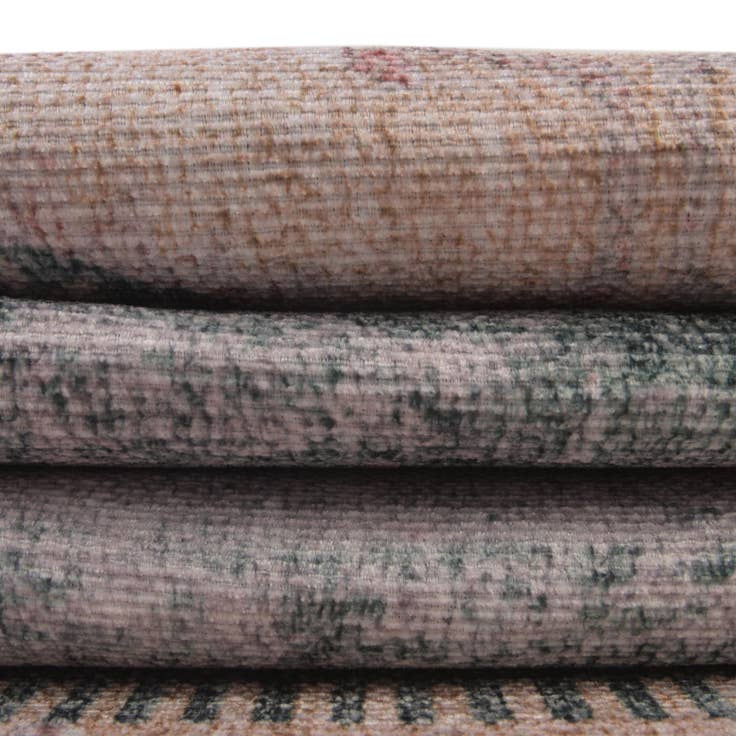 Detail image of 3' 6 x 5' 6 Washable Timeless Rug