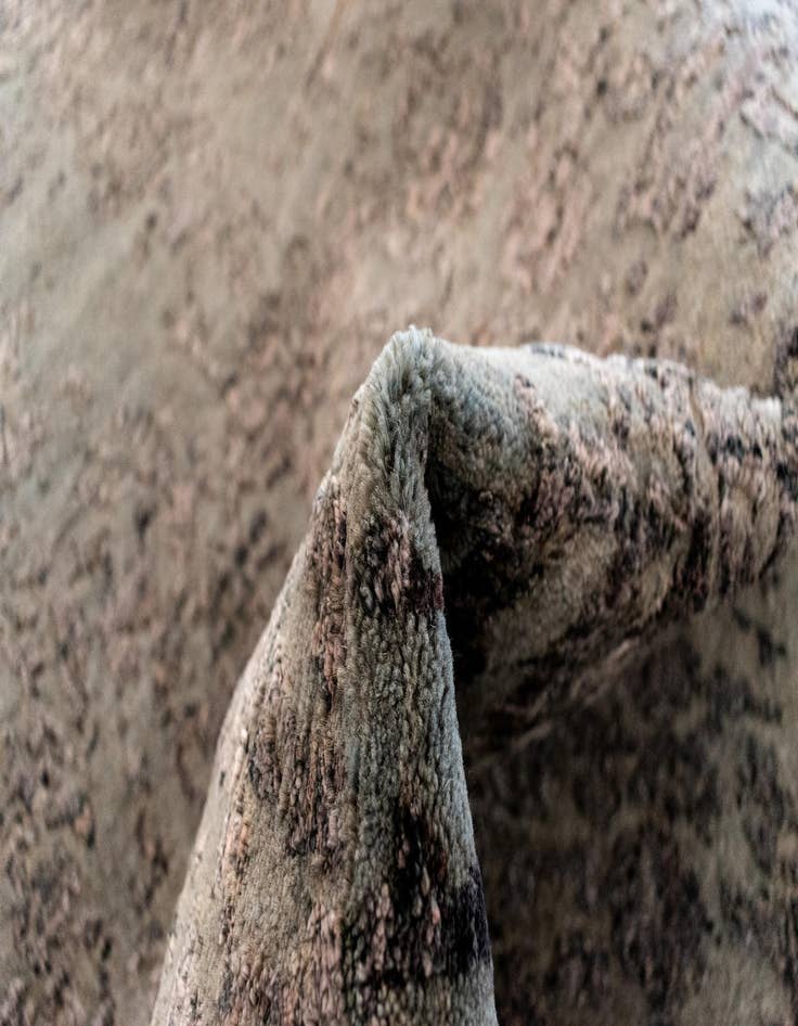 Detail image of 4' 8 x 6' 9 Tulsi Wool Rug