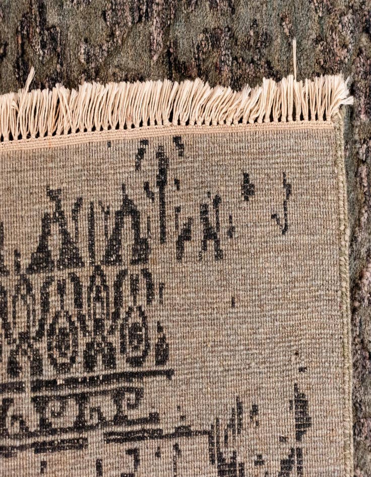 Detail image of 4' 8 x 6' 9 Tulsi Wool Rug