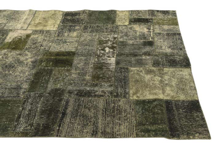 5' 5 x 7' 9 Hand Knotted Ultra Vintage Persian Wool Rug