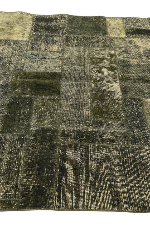 Detail image of 5' 5 x 7' 9 Hand Knotted Ultra Vintage Persian Wool Rug