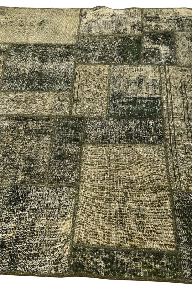 Detail image of 5' x 6' 9 Hand Knotted Ultra Vintage Persian Wool Rug