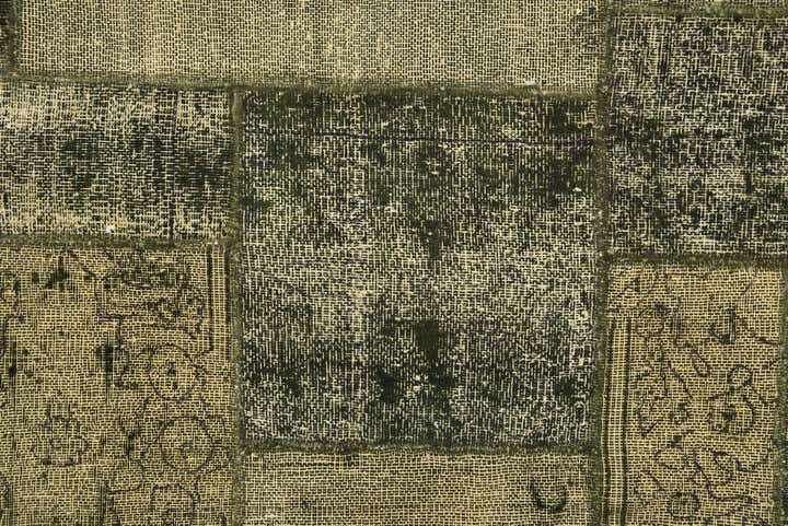 5' x 6' 9 Hand Knotted Ultra Vintage Persian Wool Rug