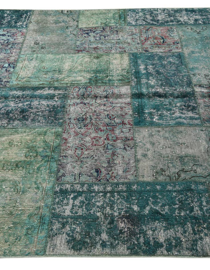 Detail image of 6' 8 x 9' 11  Hand Knotted Ultra Vintage Persian Wool Rug