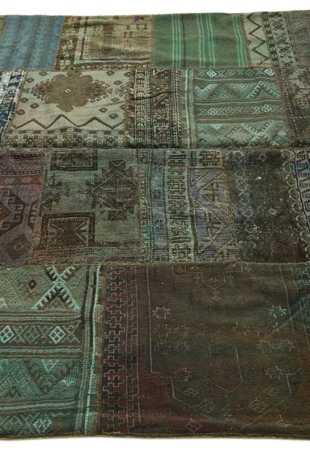 Detail image of 6' 6 x 10' 1 Hand Knotted Ultra Vintage Persian Wool Rug