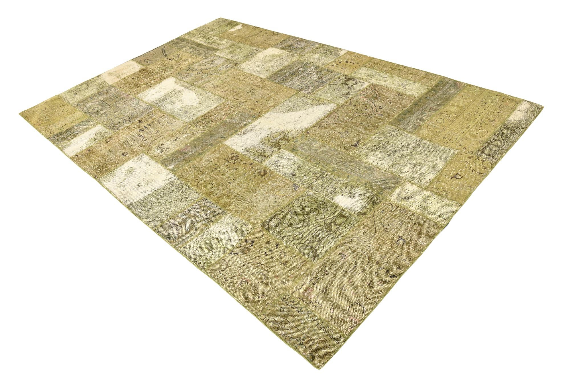 8' 8 x 9' 10 Hand Knotted Ultra Vintage Persian Wool Rug