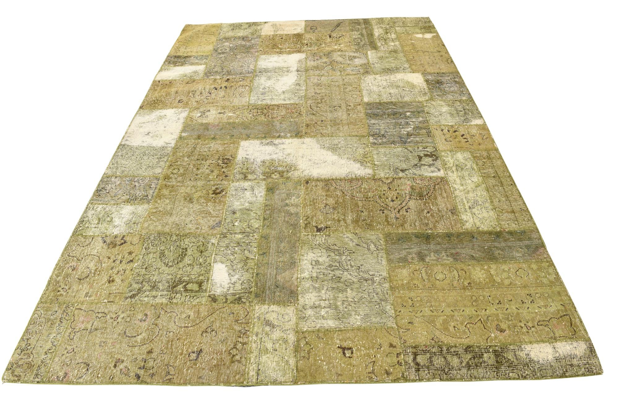 8' 8 x 9' 10 Hand Knotted Ultra Vintage Persian Wool Rug