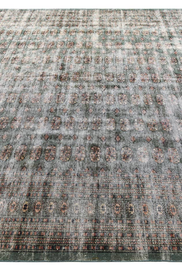 Detail image of 9' 1 x 11' 10 Hand Knotted Ultra Vintage Persian Wool Rug