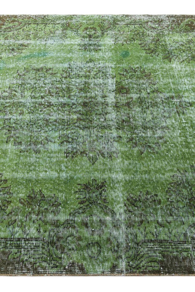 Detail image of 5' 4 x 9' 2 Ultra Vintage Wool Rug