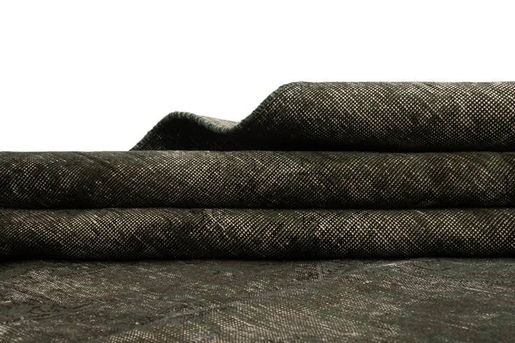 Detail image of 9' 4 x 12' 4 Vintage Royal Rug