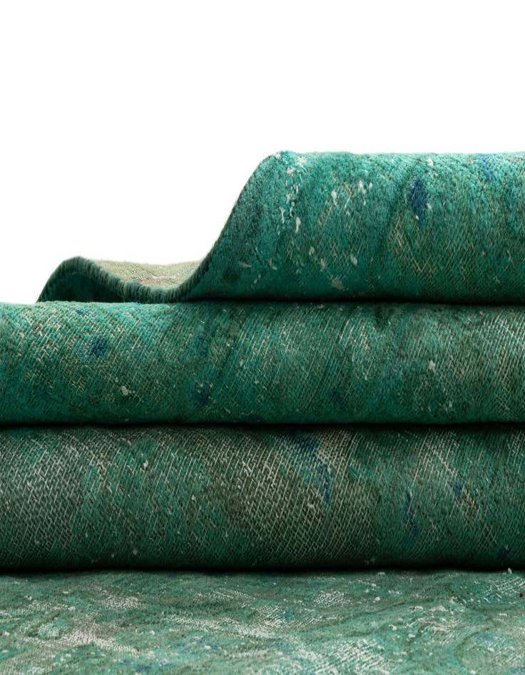 Detail image of 8' 7 x 10' 8 Vintage Royal Wool Rug