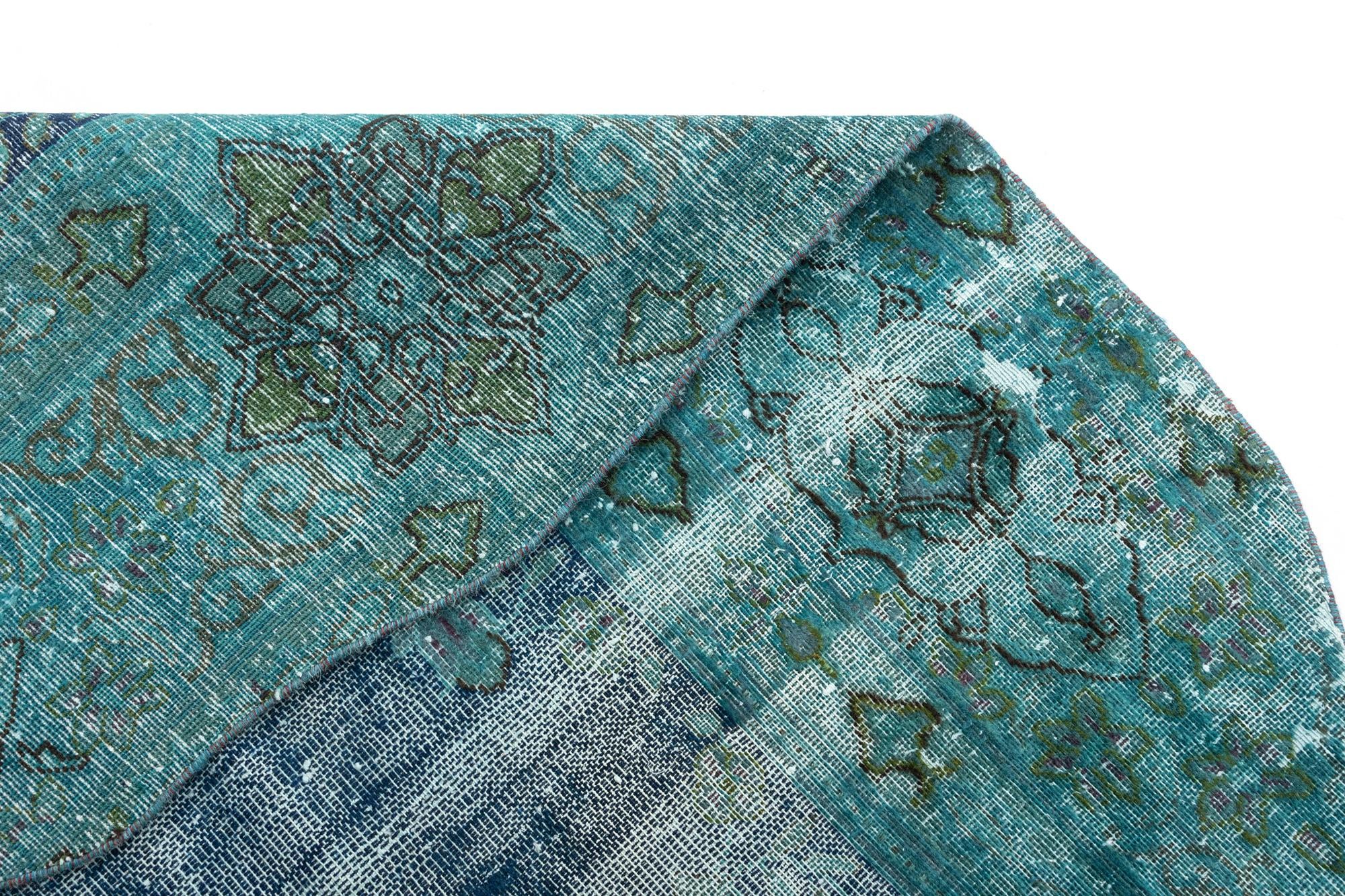 7' 8 x 11' 7 Vintage Royal Wool Rug