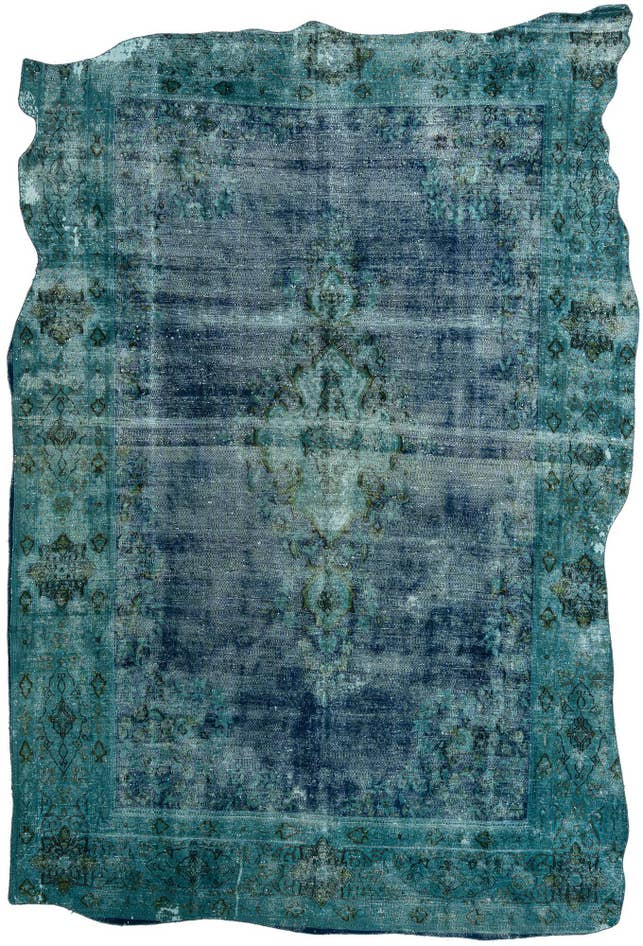 Detail image of 7' 8 x 11' 7 Vintage Royal Wool Rug