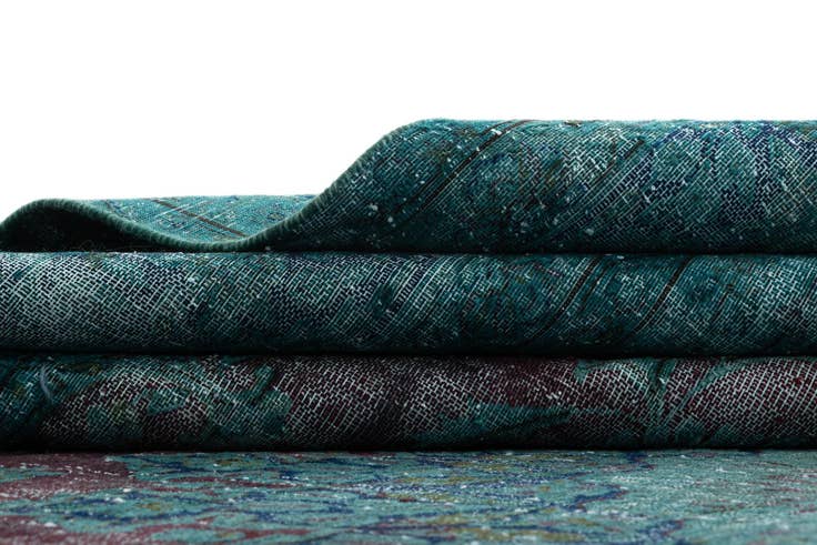 Detail image of 9' 8 x 12' 9 Vintage Royal Wool Rug