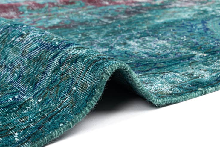 Detail image of 9' 8 x 12' 9 Vintage Royal Wool Rug