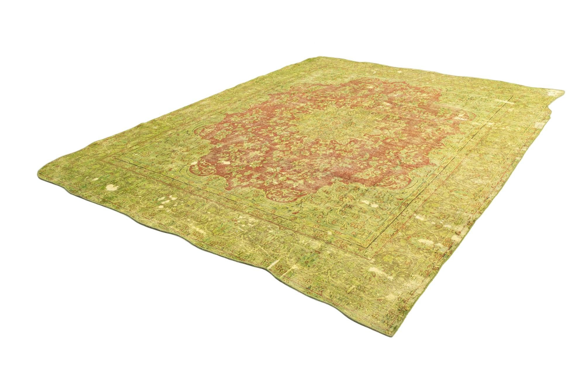 9' 7 x 12' 5 Vintage Royal Wool Rug