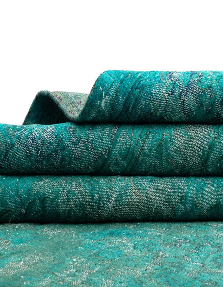 Detail image of 9' 9 x 13' 1 Vintage Royal Wool Rug