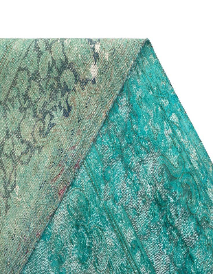 Detail image of 9' 9 x 13' 1 Vintage Royal Wool Rug