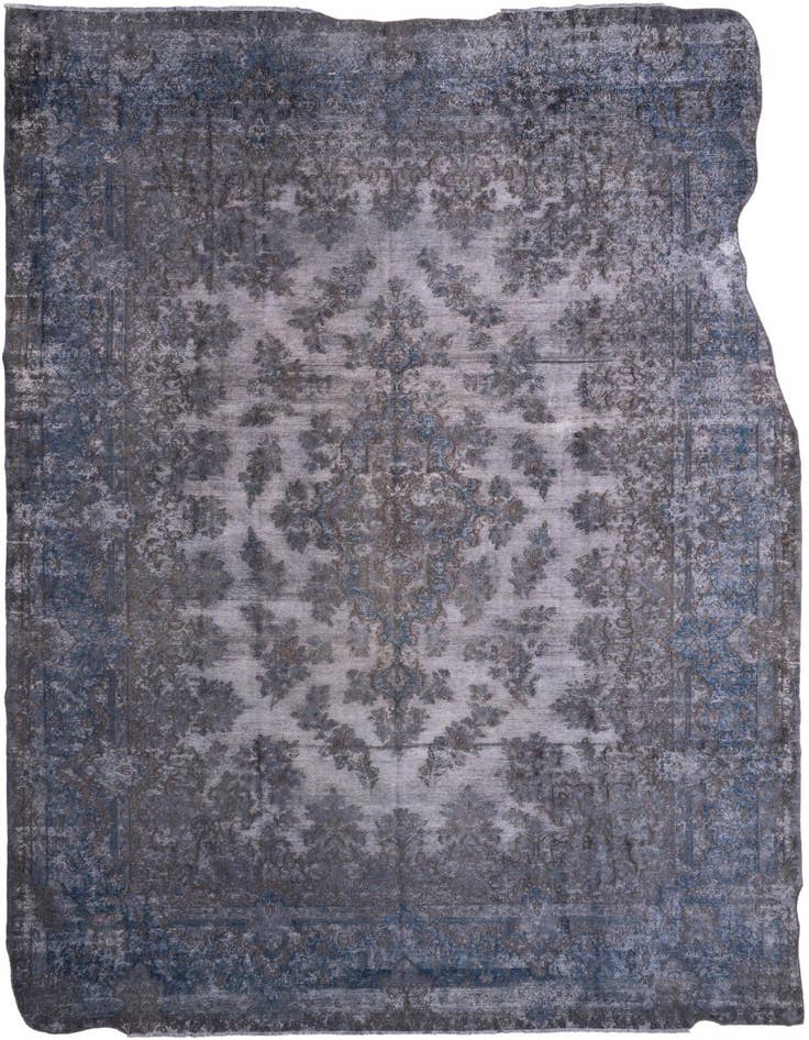 Detail image of 9' 10 x 13' 5 Vintage Royal Wool Rug