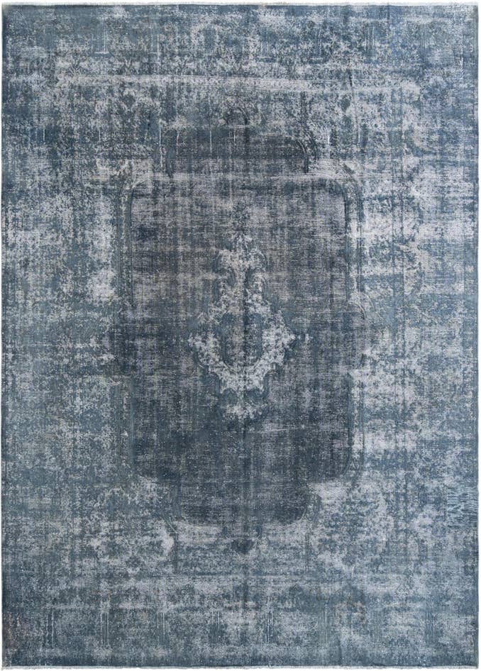 Detail image of 9' 6 x 13' 4 Vintage Royal Wool Rug