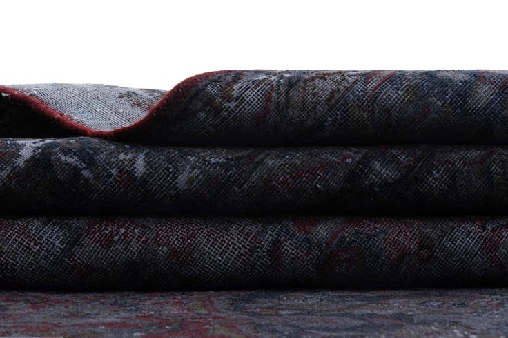 Detail image of 9' 8 x 13' 6 Vintage Royal Wool Rug